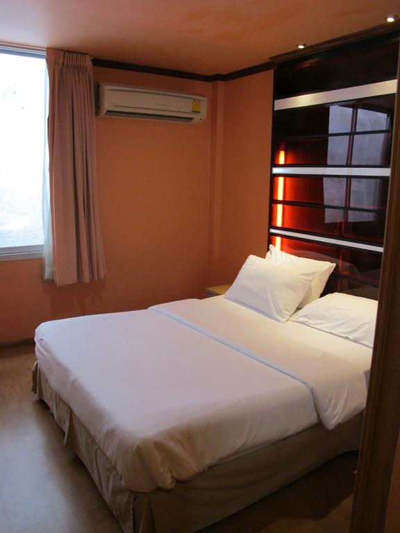 Suriwongse Hotel Bangkok Dış mekan fotoğraf