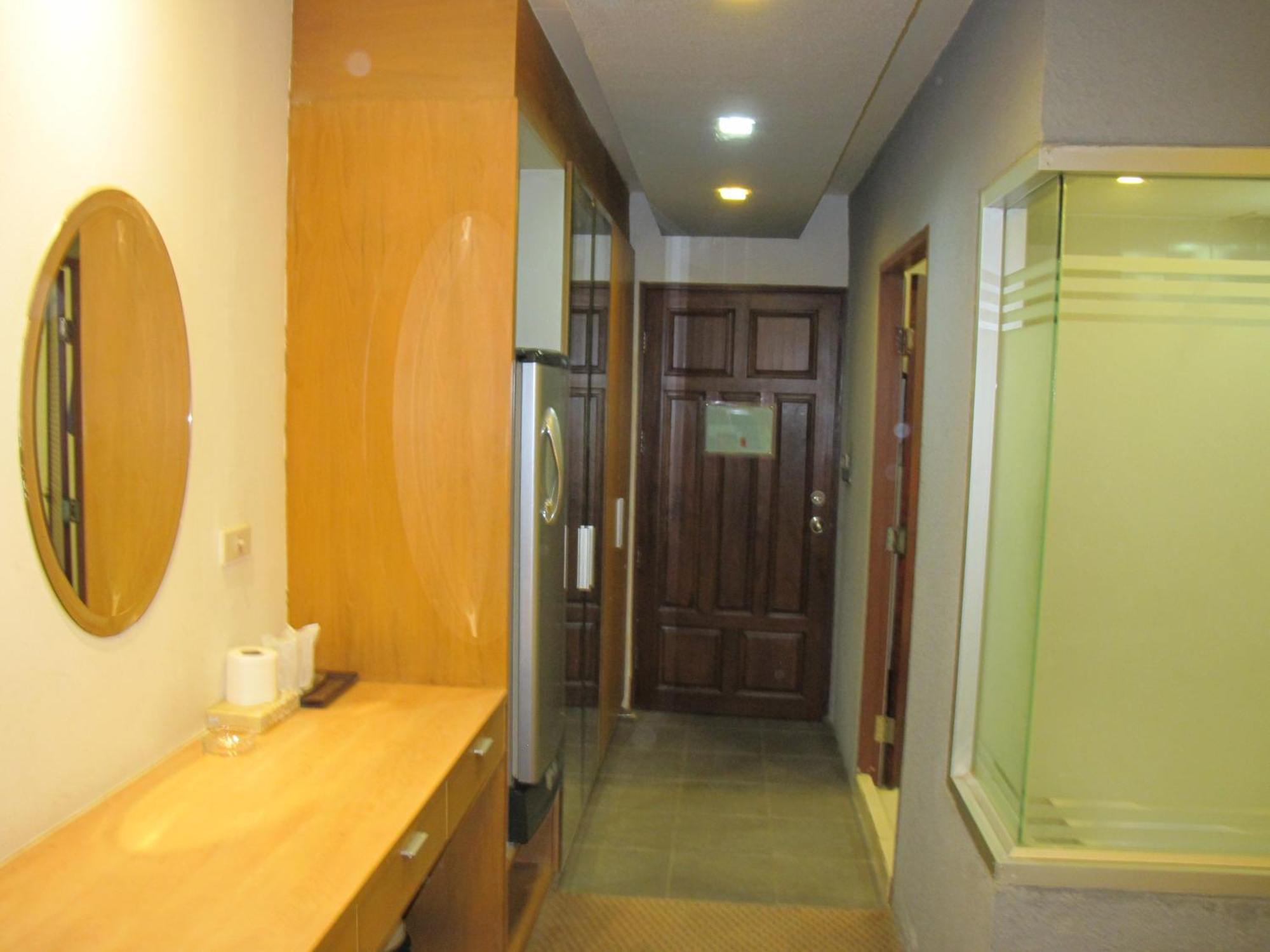 Suriwongse Hotel Bangkok Dış mekan fotoğraf
