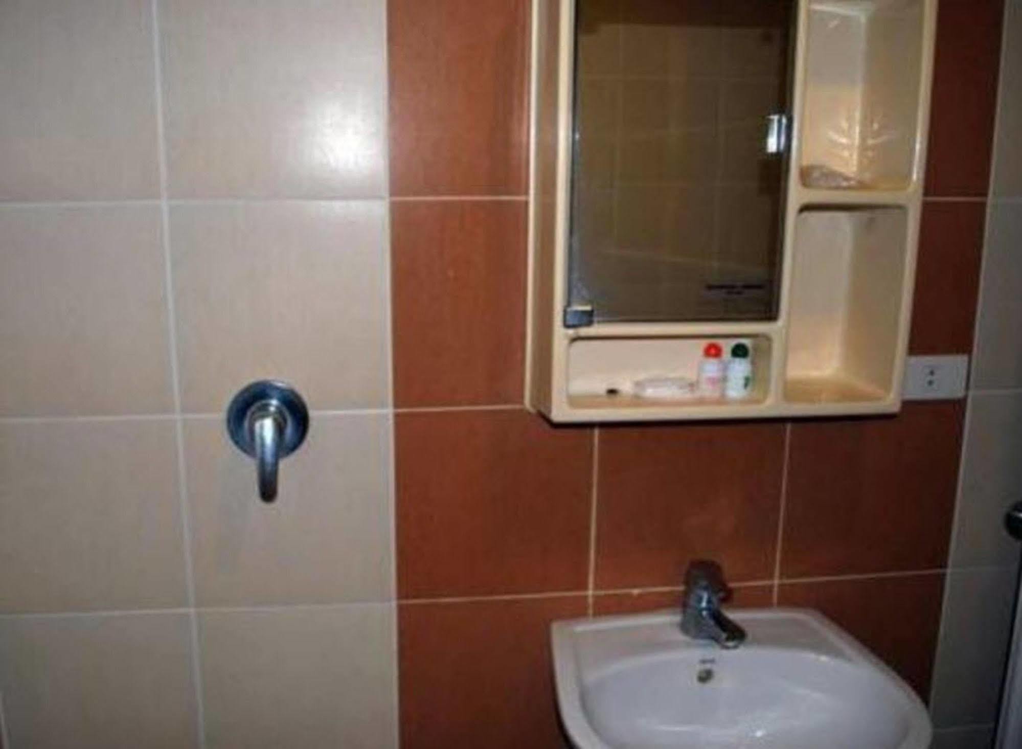 Suriwongse Hotel Bangkok Dış mekan fotoğraf